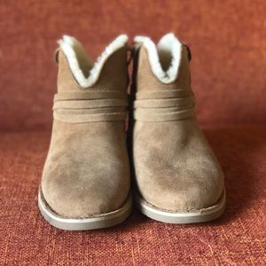 ugg pasqual boot chestnut